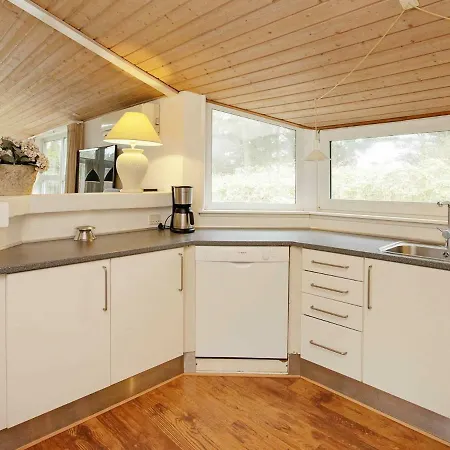 Five-bedroom Holiday In Lokken 4 * Lønstrup