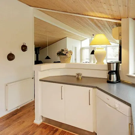 Five-bedroom Holiday In Lokken 4 * Lønstrup